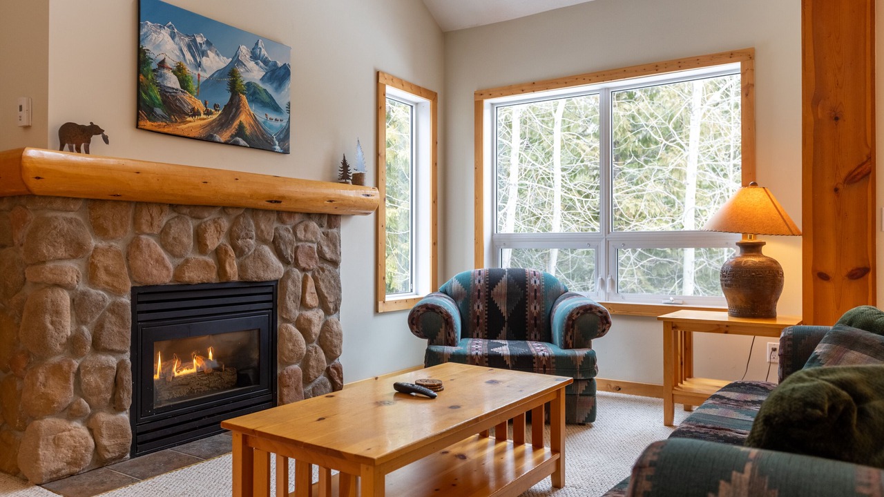 Photo of Livingroom in East Kootenay