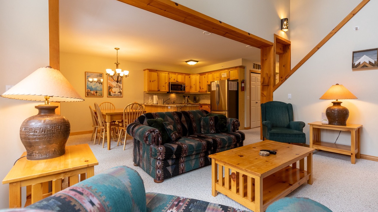Photo of Livingroom in East Kootenay