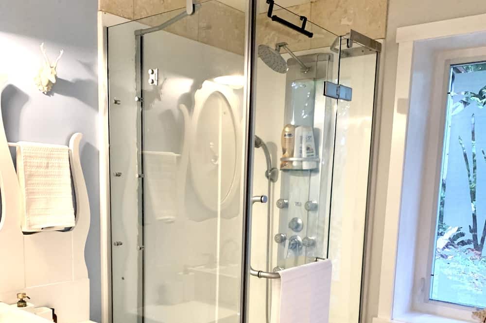 Photo of Bathroom in Regional District of Nanaimo