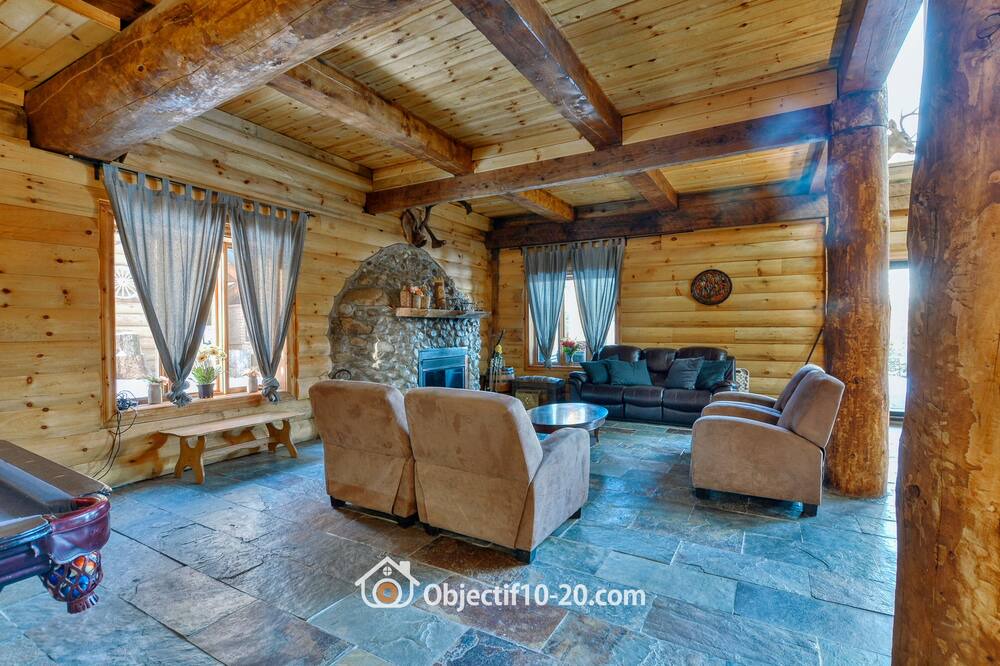 Photo of Livingroom in Wentworth-Nord
