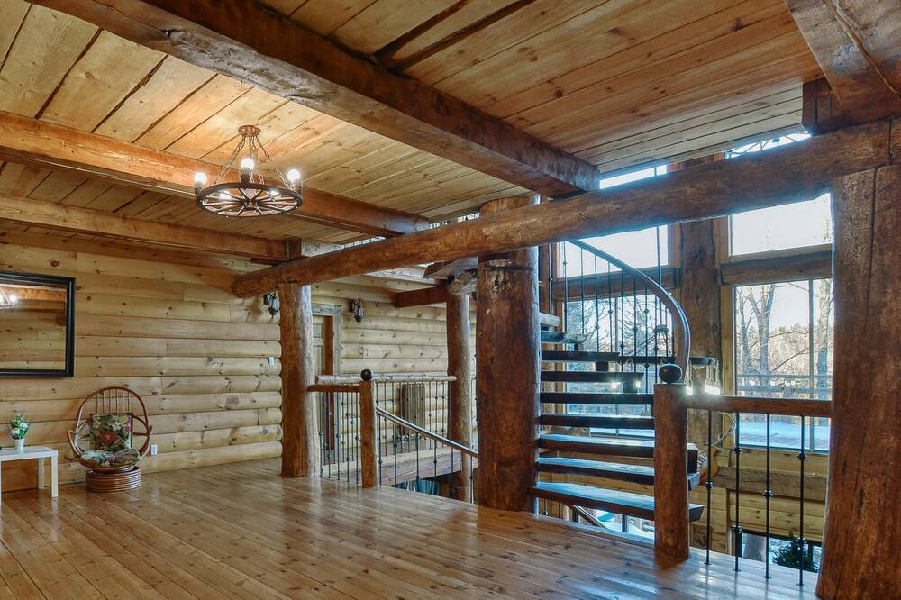 Photo of Livingroom in Wentworth-Nord