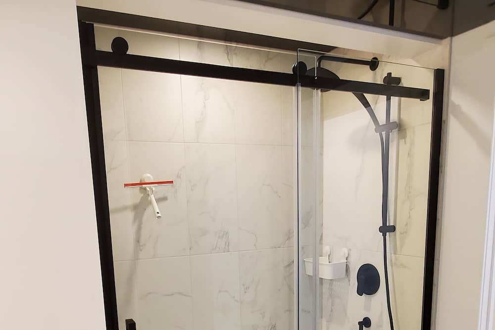 Photo of Bathroom in Val-des-Monts