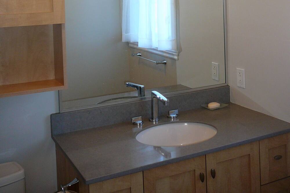 Photo of Bathroom in Saint-Sauveur