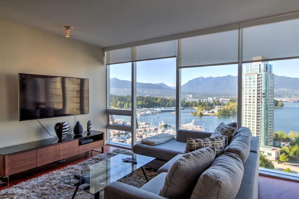 Photo of Livingroom in Coal Harbour