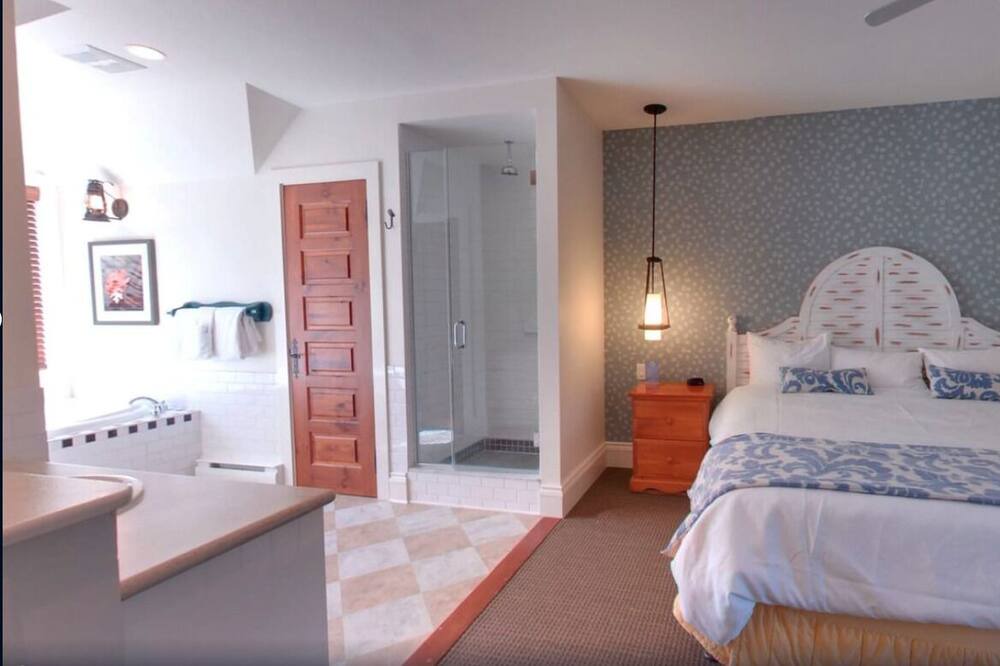 Photo of Bedroom in Mont-Tremblant