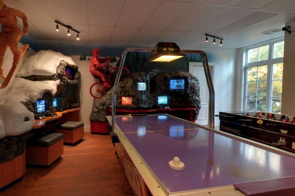 Photo of Bedroom in Mont-Tremblant