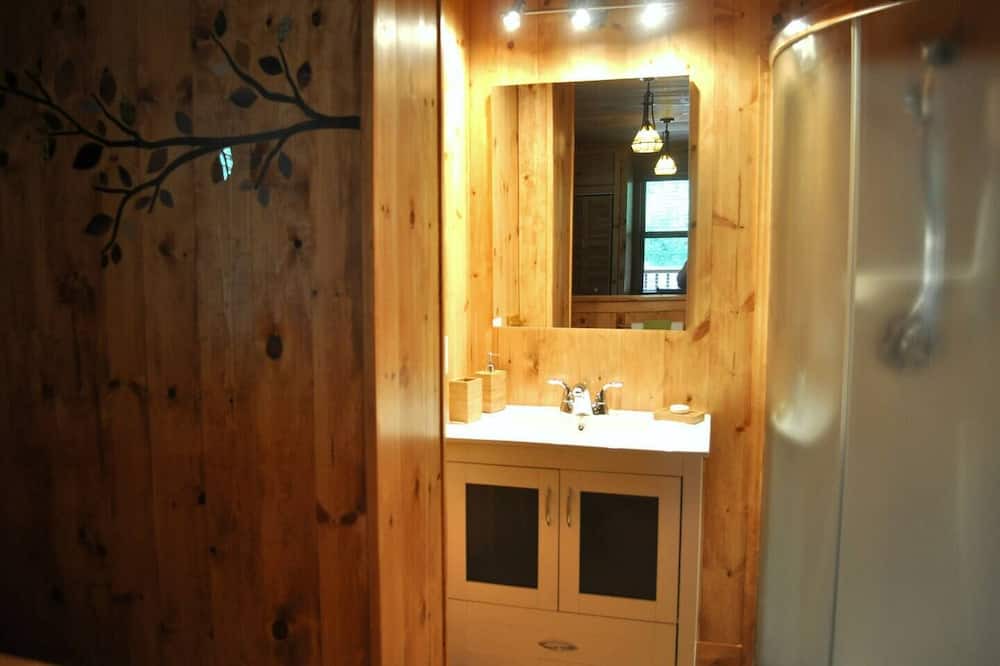 Photo of Bathroom in Val David