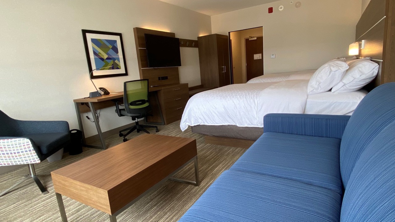 Photo of Bedroom in Aurora