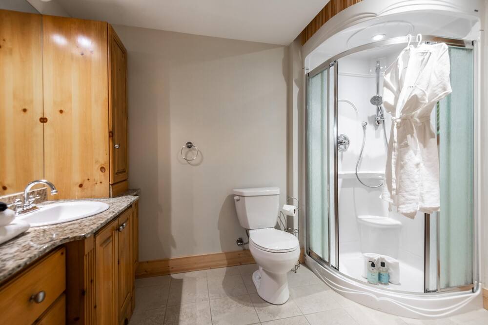Photo of Bathroom in Riviere-Rouge