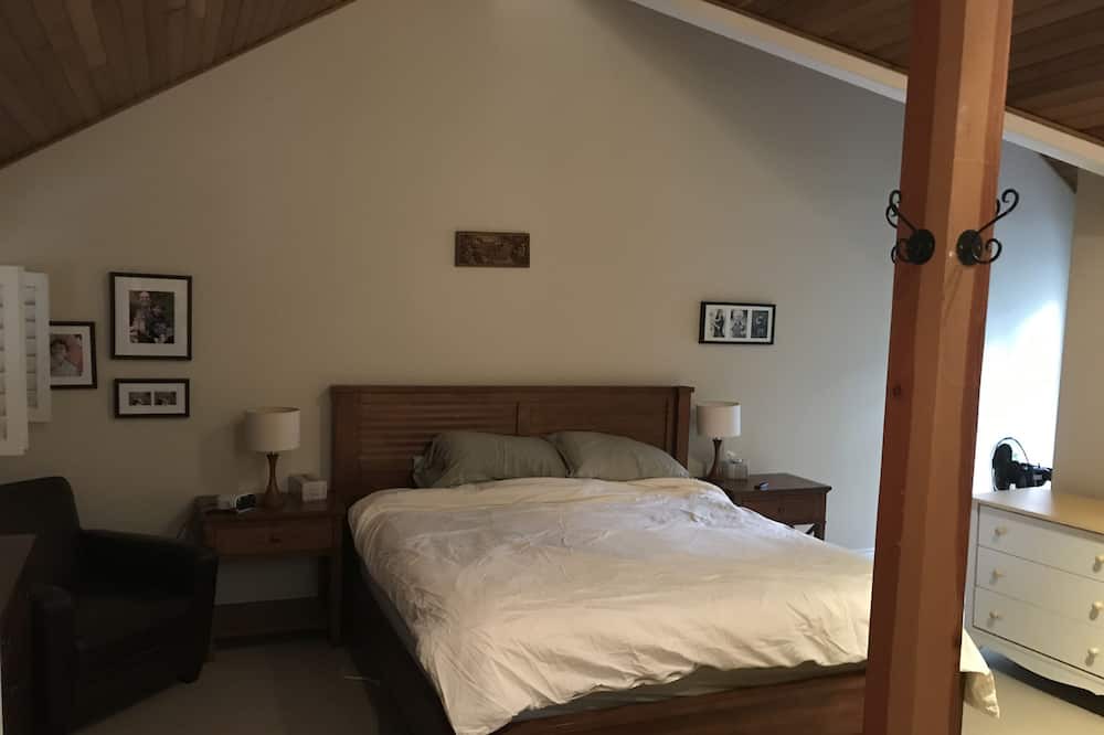 Photo of Others in Whistler Cay Heights