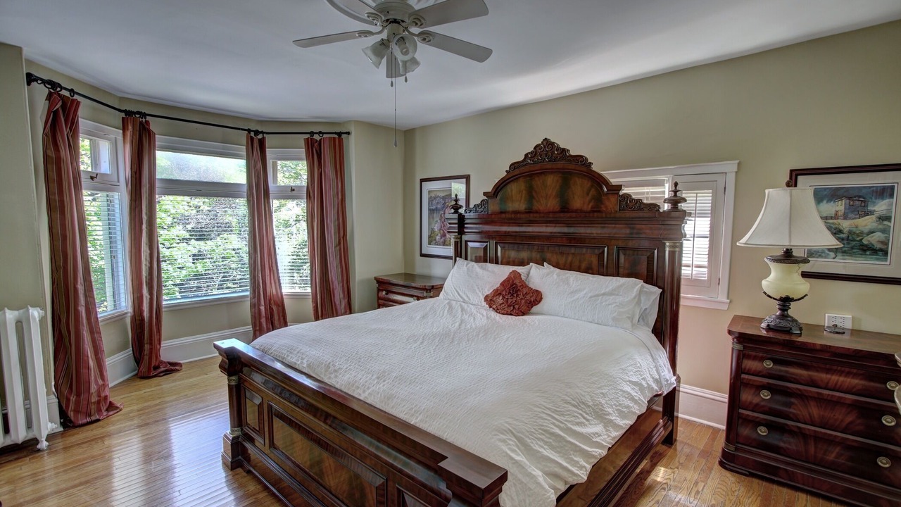 Photo of Bedroom in Waterford Valley