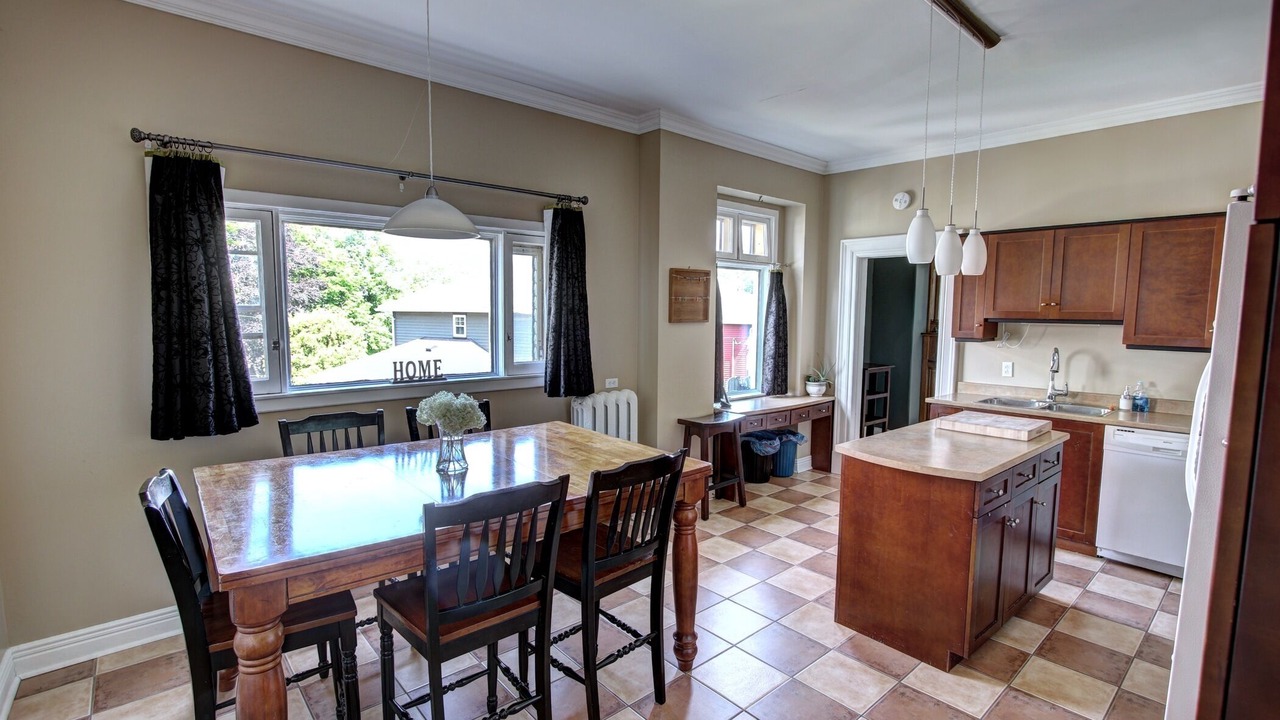 Photo of Kitchen in Waterford Valley