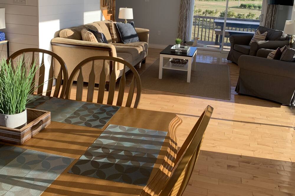 Photo of Livingroom in New London