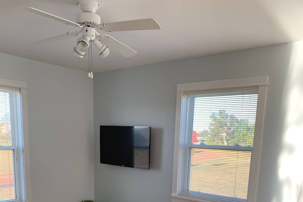 Photo of Livingroom in New London