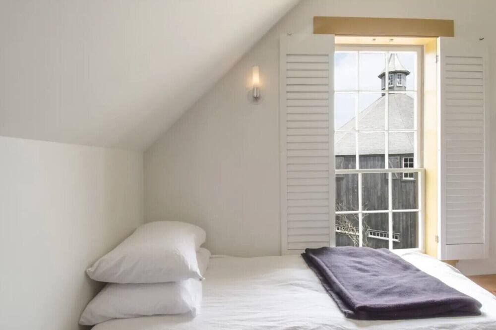 Photo of Bedroom in Upper Kingsburg