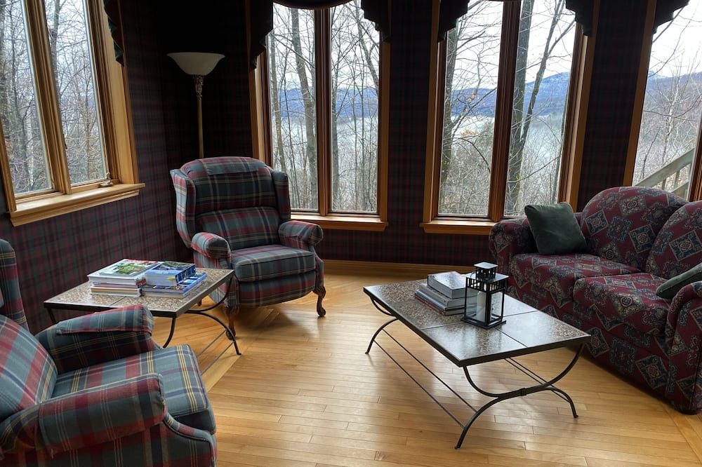 Photo of Bedroom in Ogden