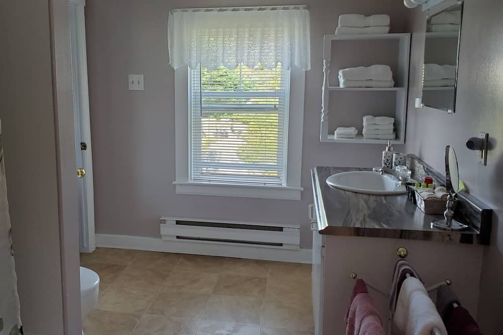 Photo of Bathroom in Twillingate