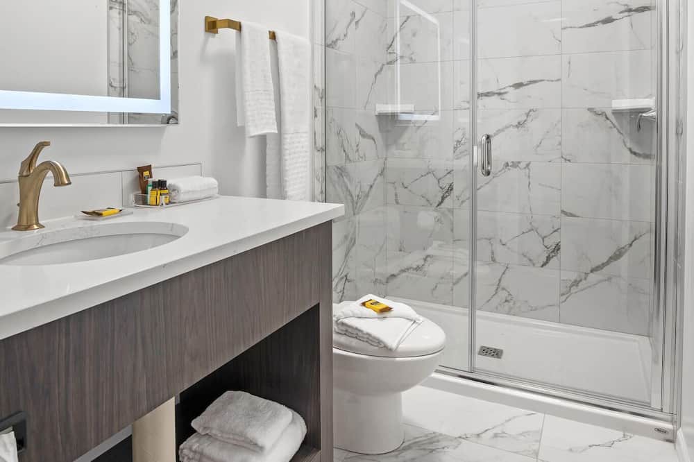 Photo of Bathroom in Trail