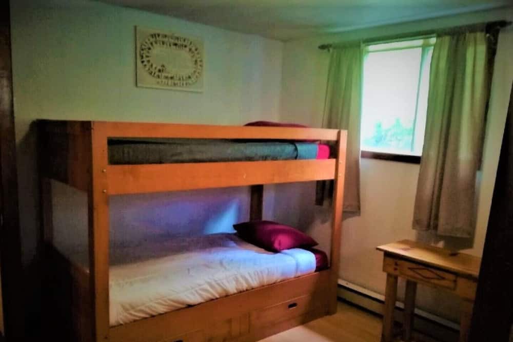 Photo of Bedroom in Saint-Samuel
