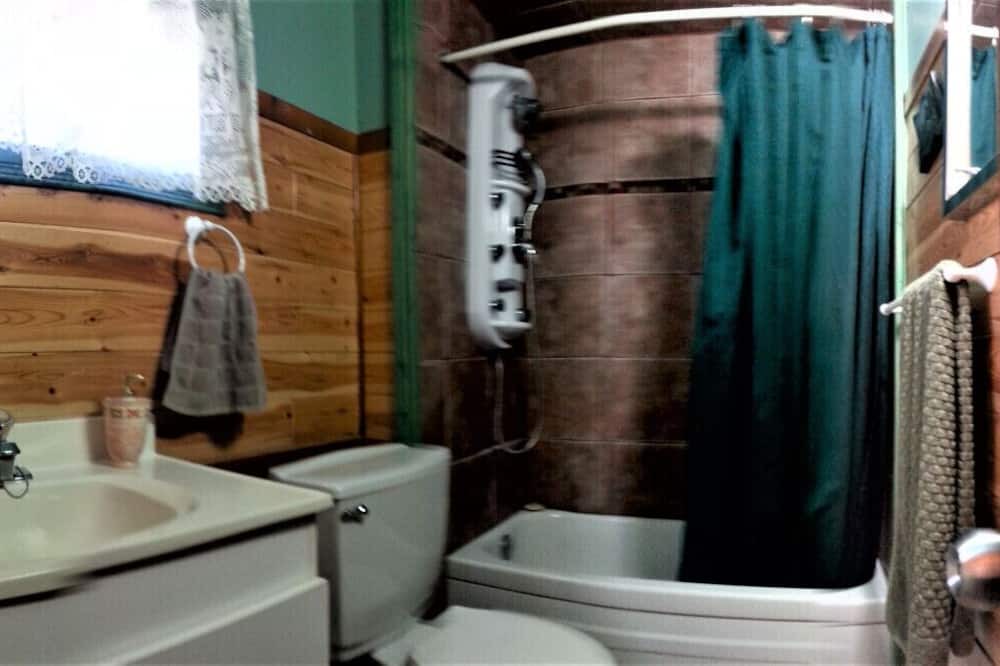 Photo of Bathroom in Saint-Samuel