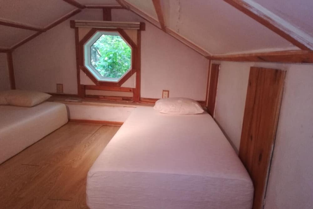Photo of Bedroom in Saint-Samuel