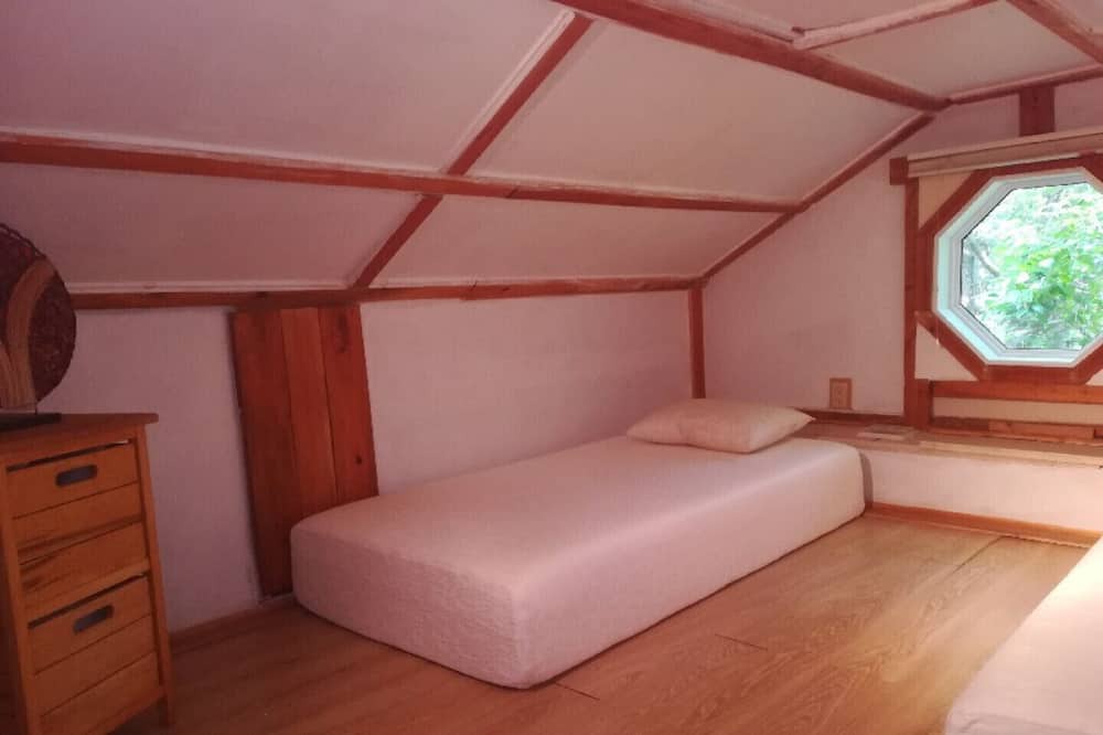 Photo of Bedroom in Saint-Samuel