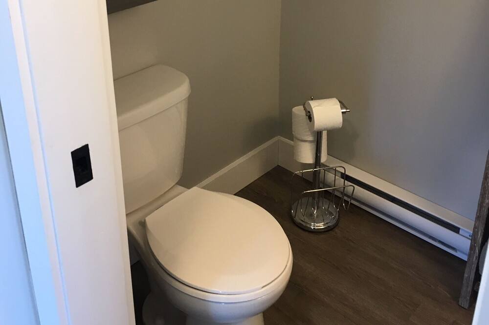 Photo of Bathroom in Hubbards