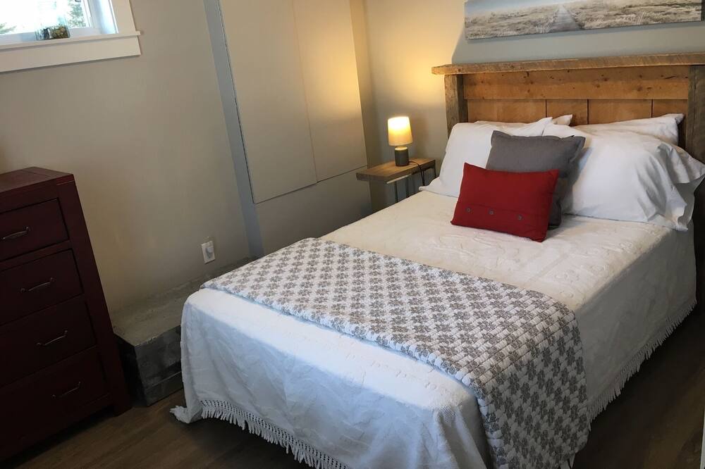 Photo of Bedroom in Hubbards