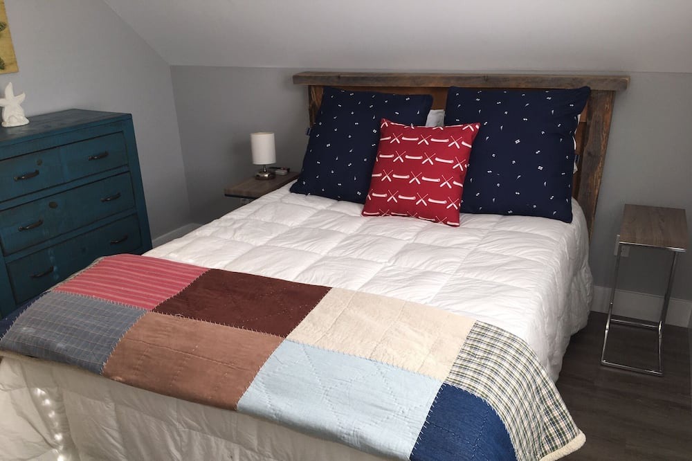 Photo of Bedroom in Hubbards