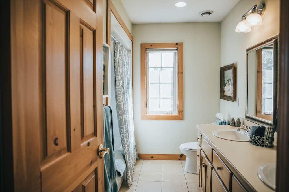 Photo of Bedroom in Yarmouth