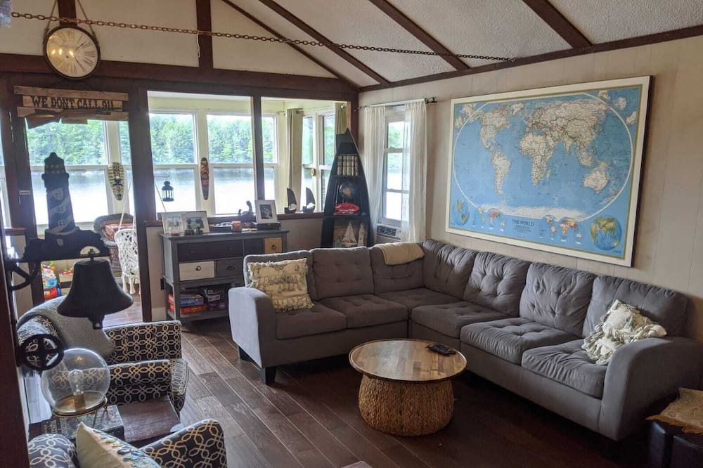 Photo of Livingroom in Parham