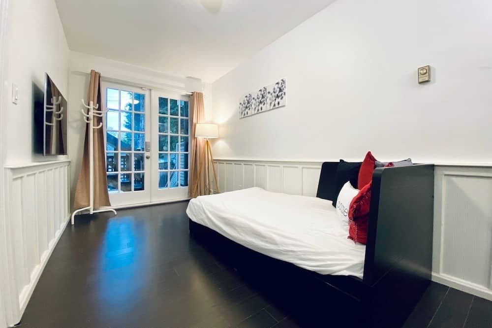 Photo of Bedroom in Shaughnessy