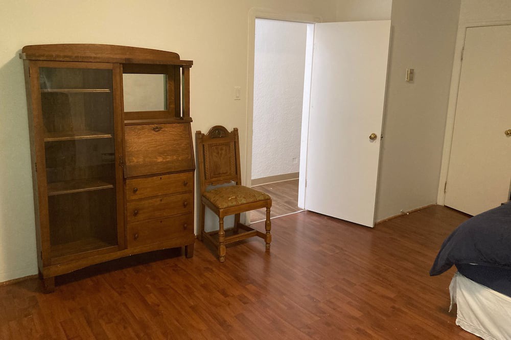 Photo of Bedroom in Oakridge