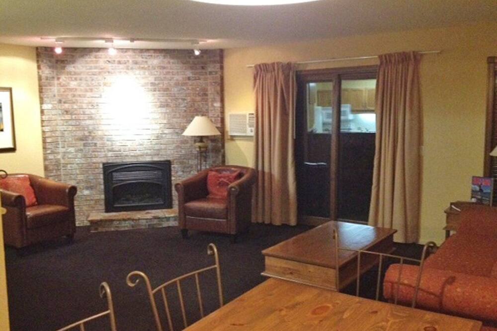 Photo of Livingroom in Central Okanagan