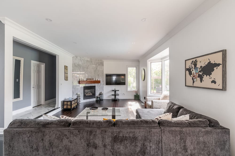Photo of Livingroom in Jordan Harbour