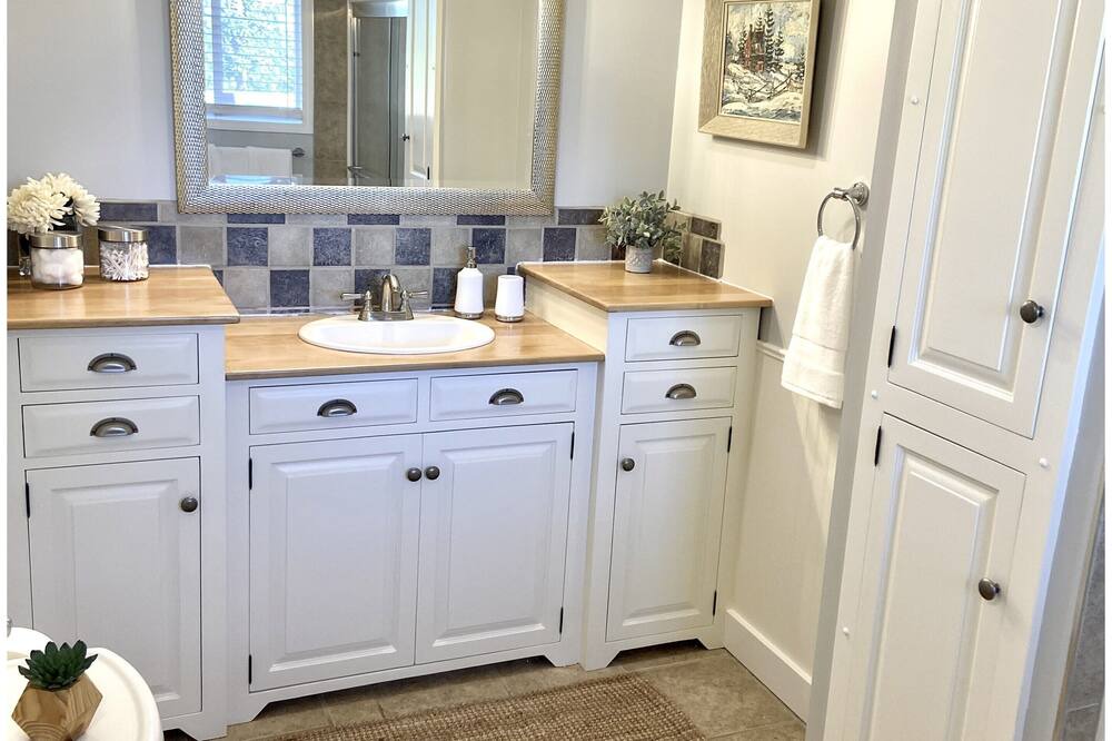 Photo of Bathroom in North Cowichan