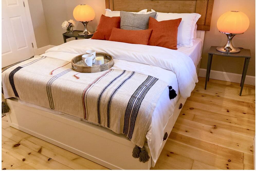 Photo of Bedroom in North Cowichan