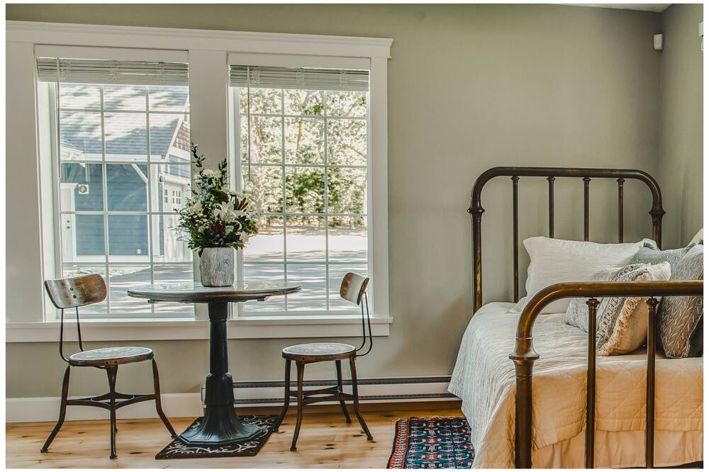 Photo of Bedroom in North Cowichan