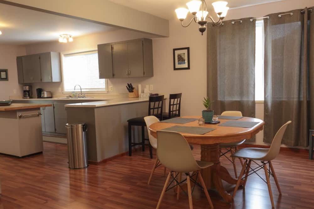 Photo of Bedroom in Powell River