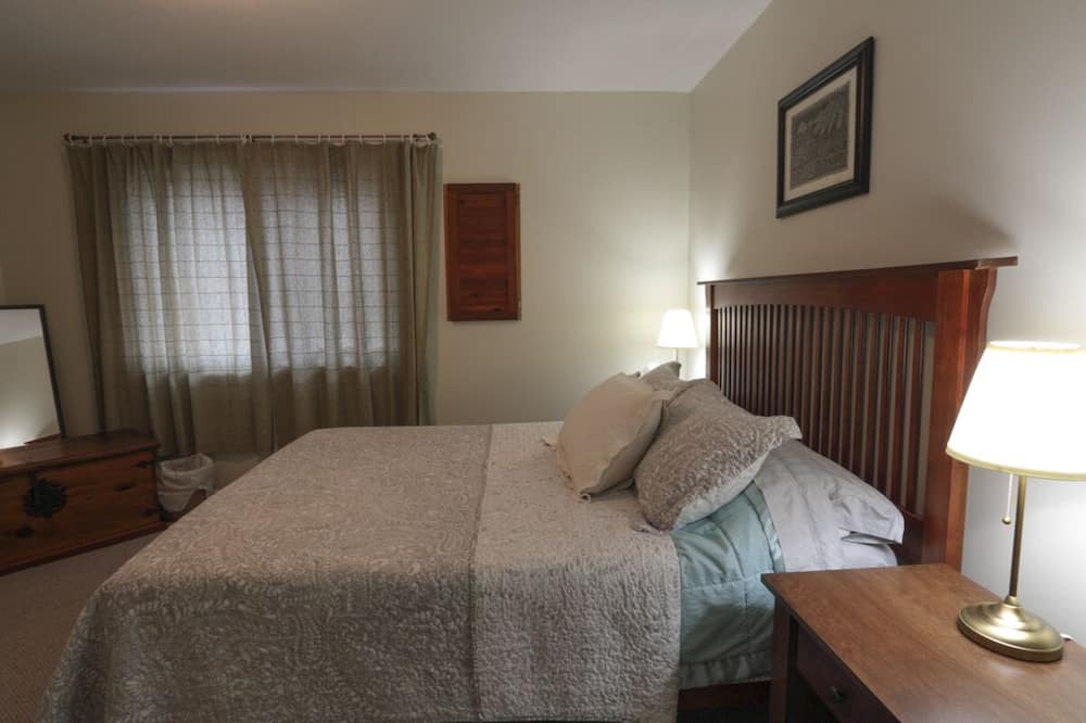 Photo of Bedroom in Powell River