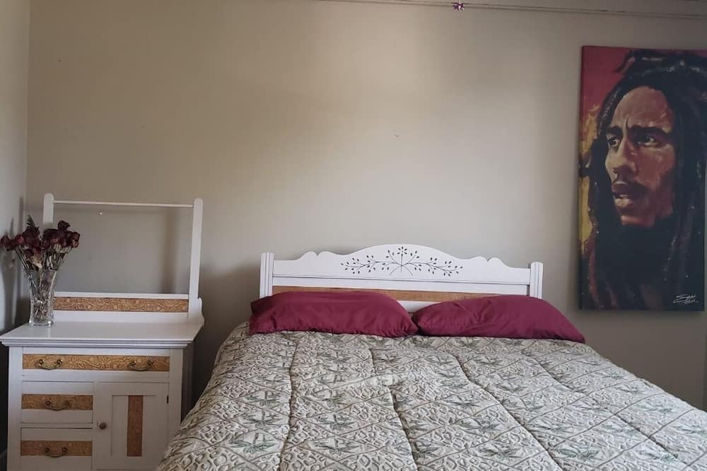 Photo of Bedroom in Belleville