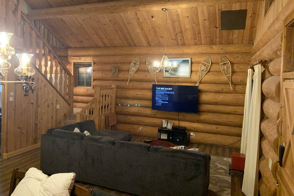 Photo of Livingroom in Sunshine Valley