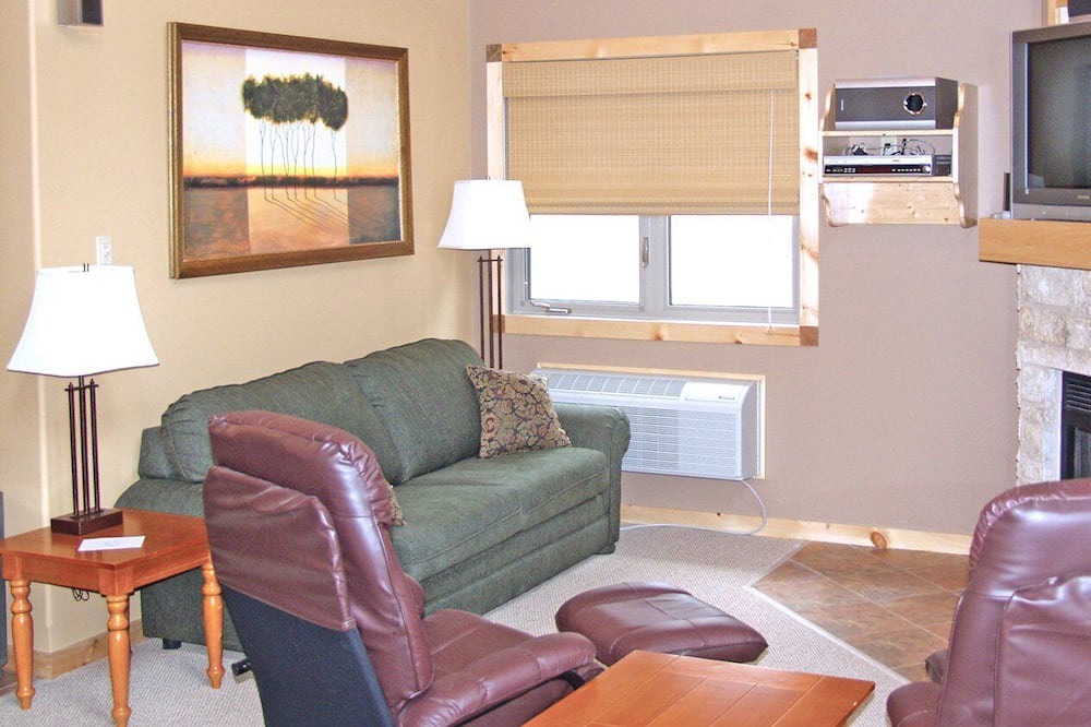 Photo of Bedroom in Wasagaming