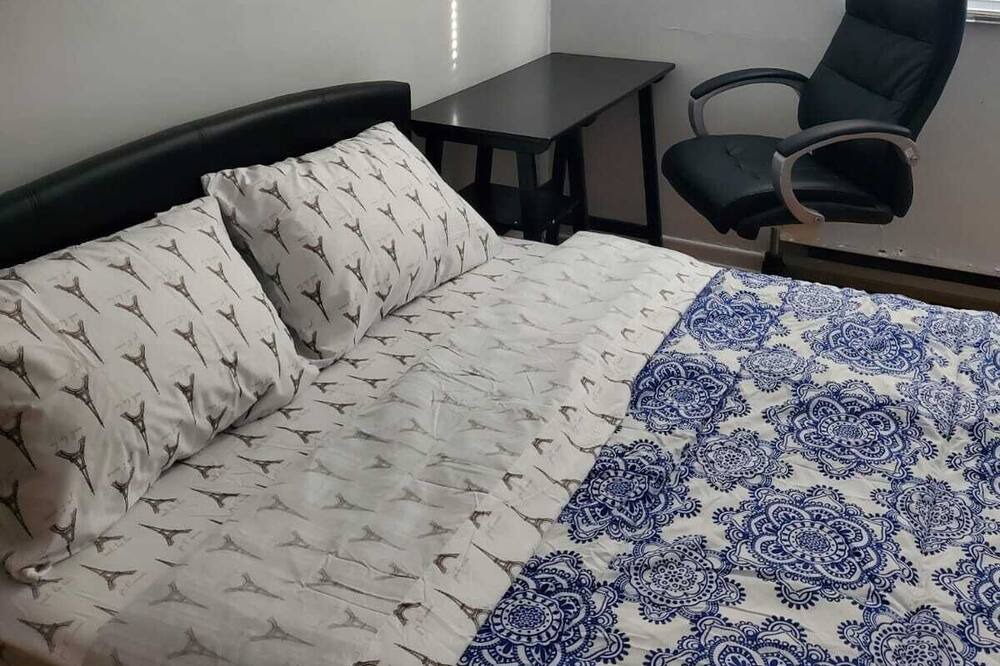 Photo of Bedroom in LaSalle