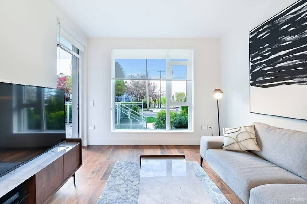 Photo of Others in Marpole