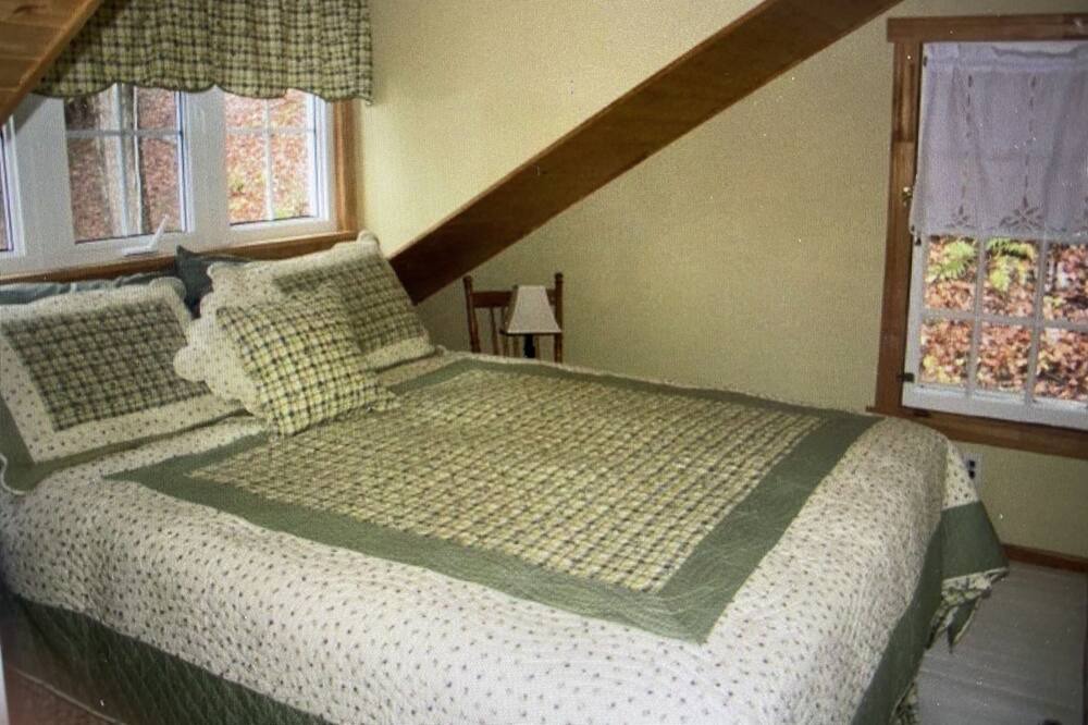 Photo of Bedroom in Potton