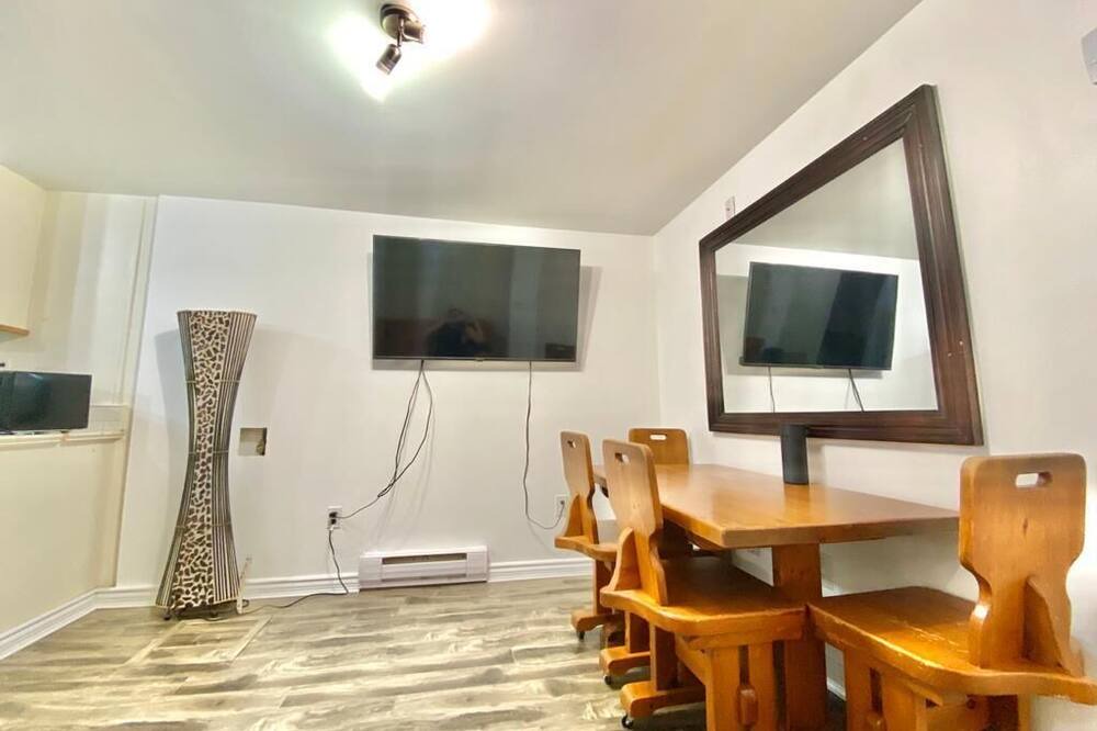 Photo of Bedroom in Downtown Gatineau