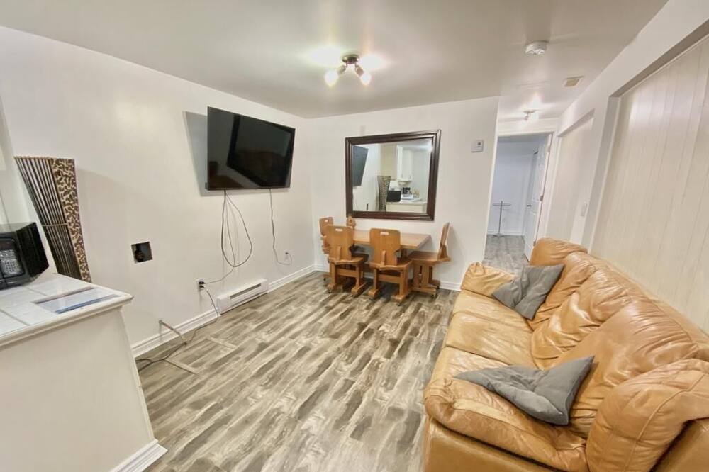 Photo of Livingroom in Downtown Gatineau