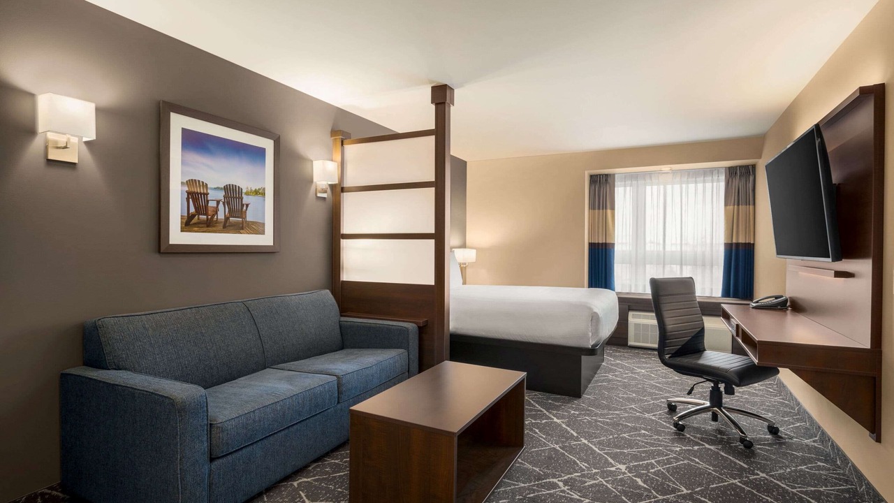 Photo of Bedroom in Aurora