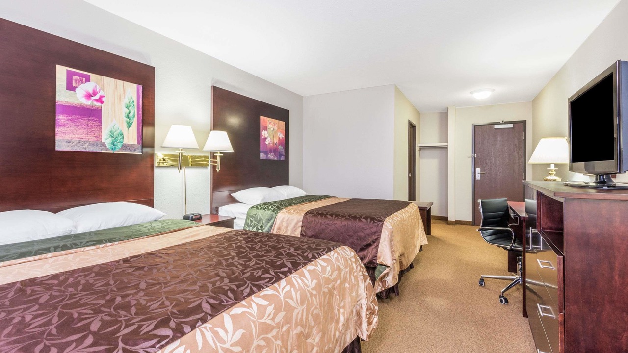 Photo of Bedroom in Innisfail